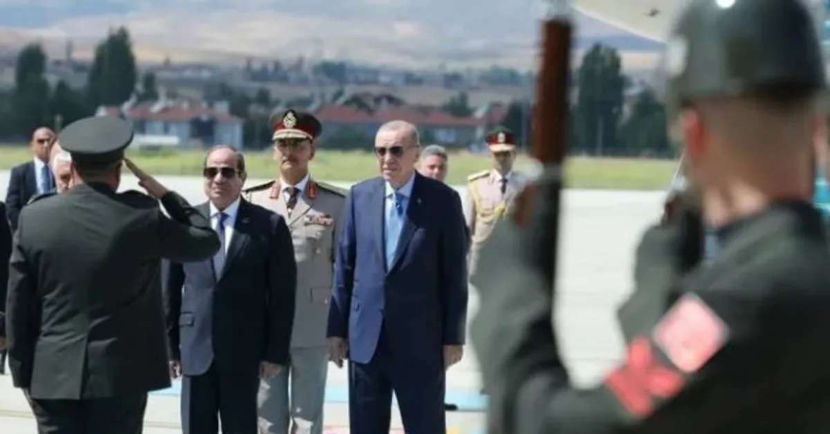 Mısır Cumhurbaşkanı Sisi Türkiye'de!