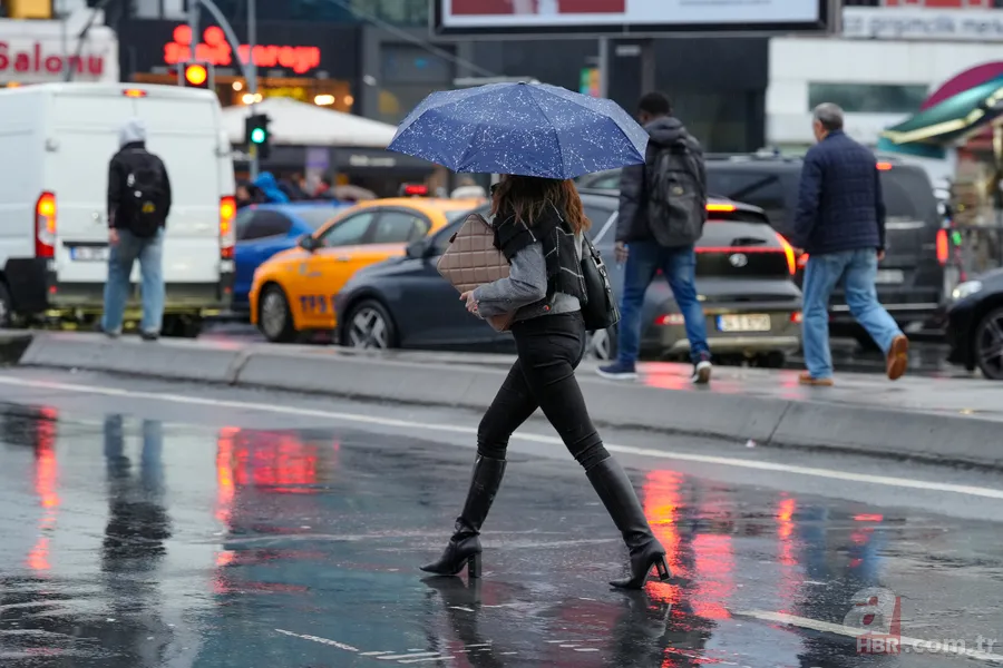 İstanbul’da sağanak kapıda! Meteoroloji'den ikinci sistem uyarısı: Şemsiyesiz çıkmayın 3