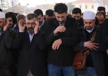 Öldürülen siviller için gıyabi cenaze namazı