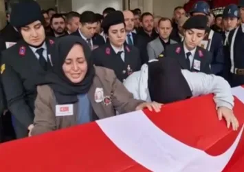 Bayram tatili için memleketine gelen uzman çavuş hayatını kaybetti