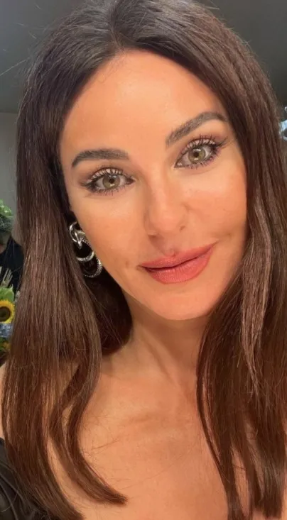 Direksiyon başında alkollü yakalanan Defne Samyeli’nin ehliyeti alındı