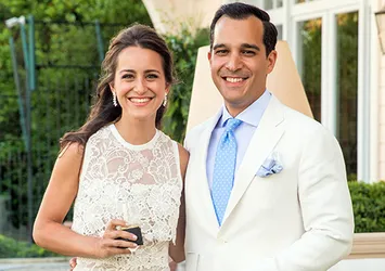 Esra Eczacıbaşı ve Murat Coşkun nişanlandı