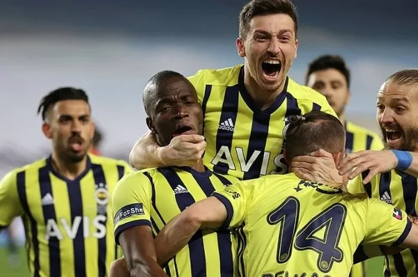 Emre Belözoğlu geldi Valencia golleri sıraladı - 4