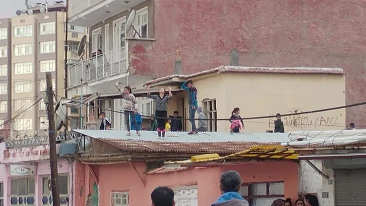 Konya’da iki aile sokak ortasında birbirine girdi