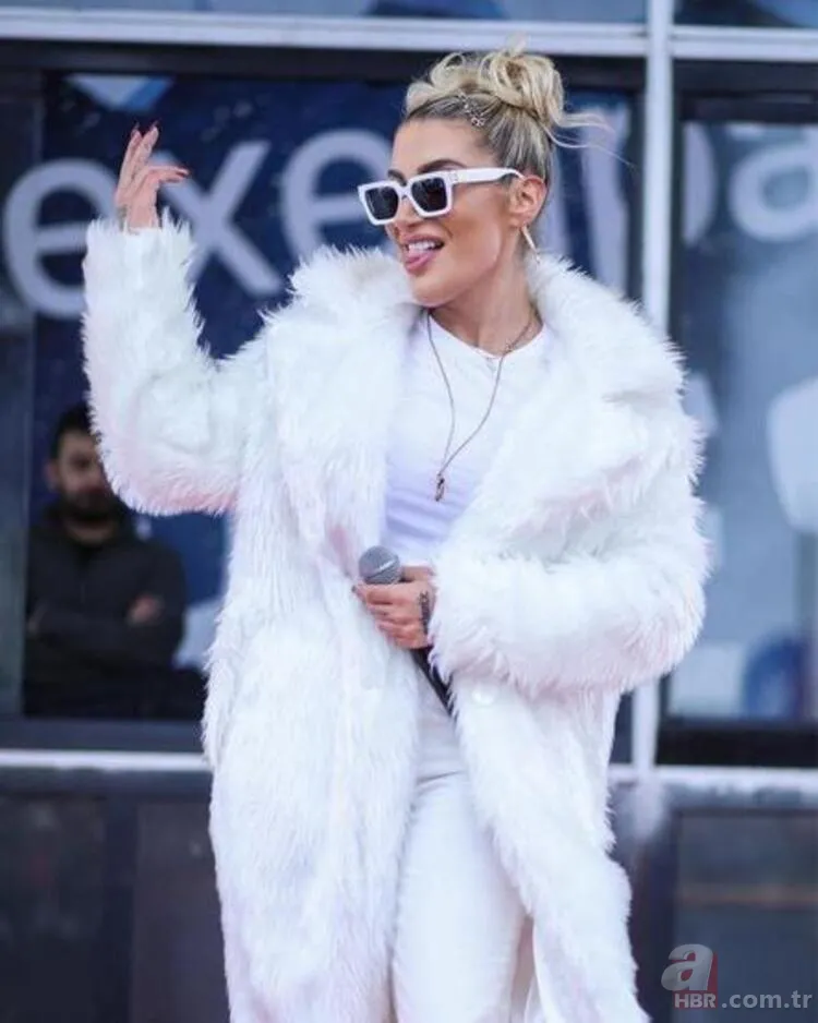 İrem Derici sahnede aşka geldi! Cem Belevi’ye ilişkisini ilan etti 1