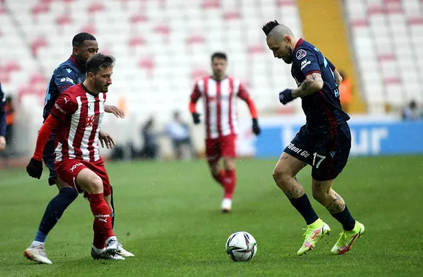 super-kupa-maci-ne-zaman-nerede-oynanacak-2022-trabzonspor-sivasspor-maci-bilet-fiyatlari-ne-kadar-1657443846440.jpg Süper Kupa maçı ne zaman, nerede oynanacak? 2022 Trabzonspor Sivasspor maçı bilet fiyatları ne kadar? - 5