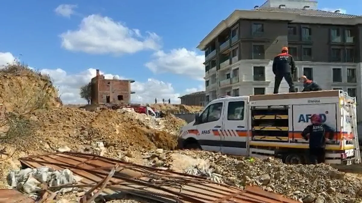 Başakşehir'de inşaat şantiyesinde göçük: 1 işçi hayatını kaybetti