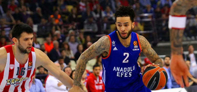 Anadolu Efes, Atina'yı fethetti!