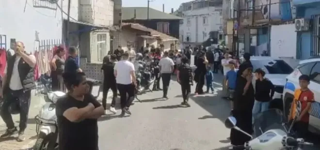 Beyoğlu'nda şüpheli paket alarmı! Polis harekete geçti