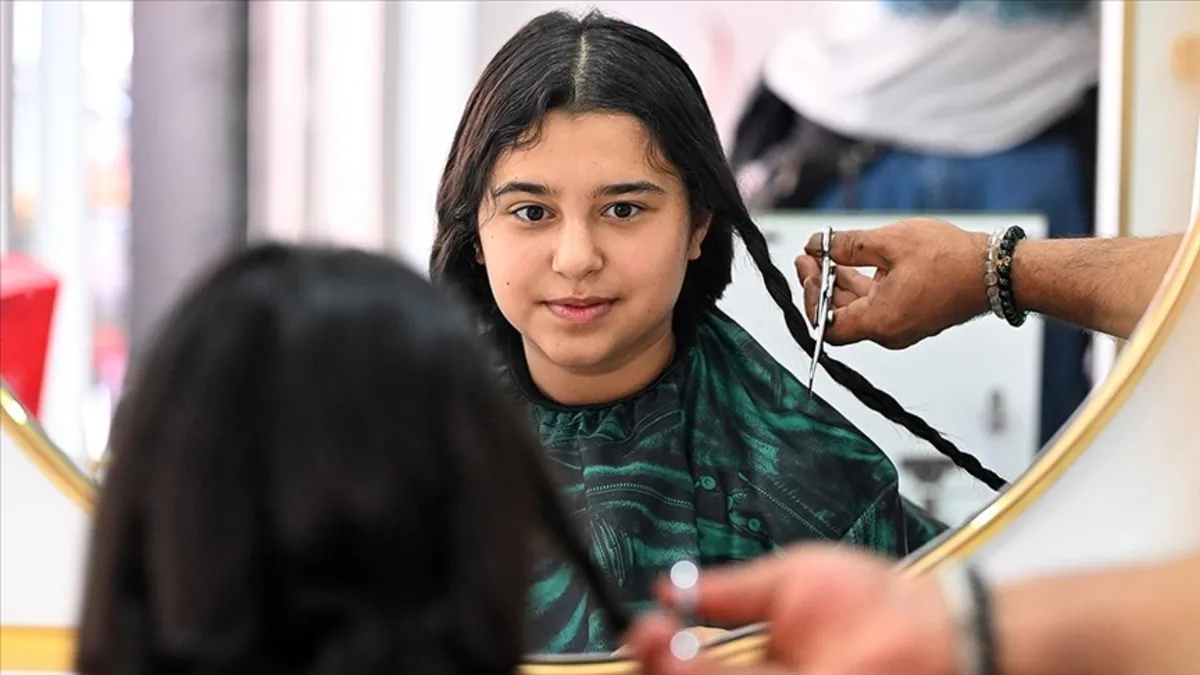 Saçları sırma gibi uzatan o karışım! 10 dakika bekletirseniz...