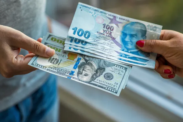 merkez-bankasi-dolara-mudahale-etti-mi-merkez-bankasi-dolara-mudahale-gelir-mi-1639738958087.jpg Merkez Bankası dolara müdahale etti mi? Merkez Bankası dolara müdahale gelir mi? - 1