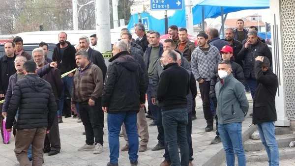6li-koalisyona-malatyada-tepki-teroristlerle-isbirligi-yapan-burada-gezemez-1679674578215.jpg Malatya’da 6'lı koalisyona sert tepki! "Teröristlerle işbirliği yapan burada gezemez” - 1