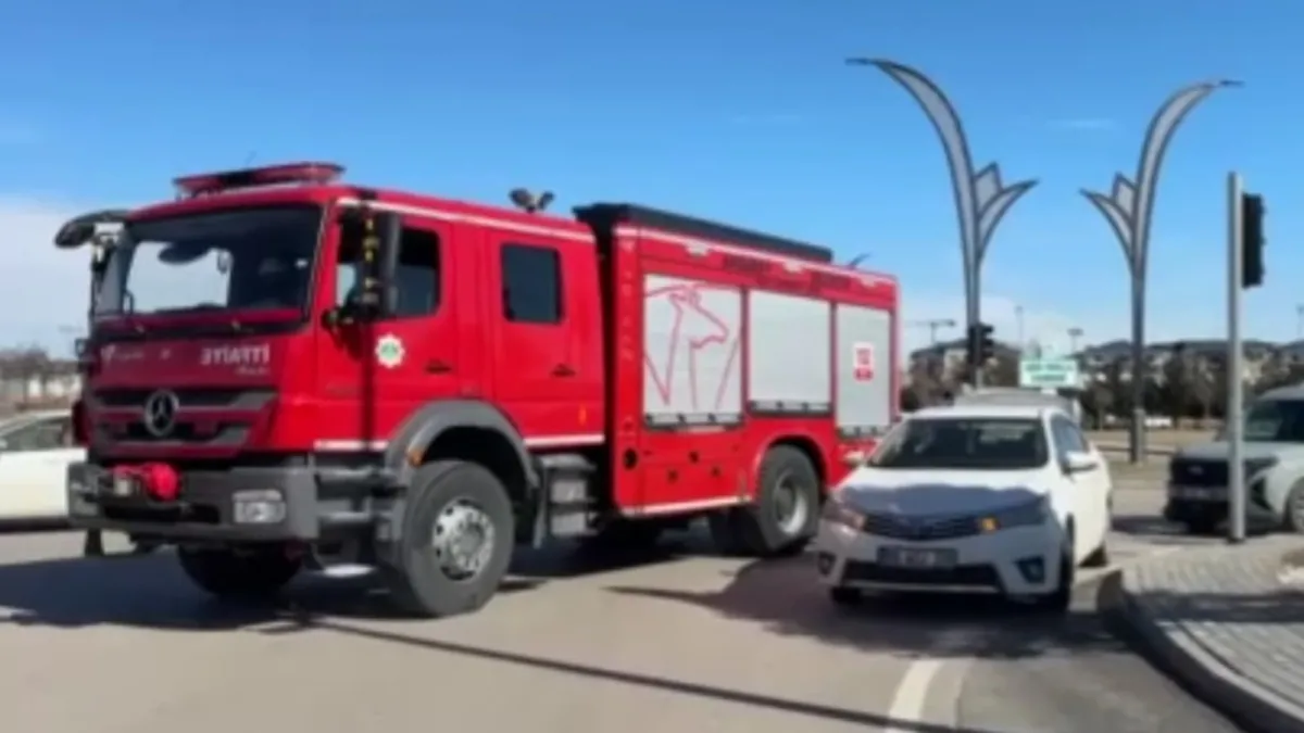 Aksaray’da iki otomobil çarpıştı: 1 yaralı