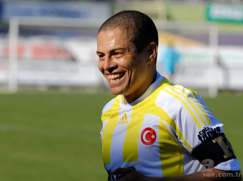 Alex'e jübile! İşte efsane maçın kadrosu 20