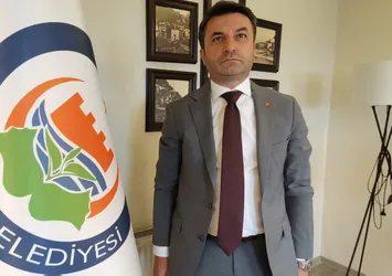 CHP'li Eynesil Belediye Başkanı Ahmet Latif Karadeniz kadına şiddet uygulattı! Sözde aydınlar ve CHP medyasından ses çıkmadı
