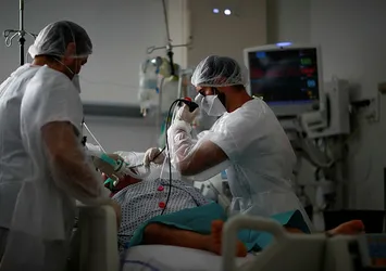 Taburcu olurken yatağına bıraktı! Korona hastasının duygulandıran mektubu
