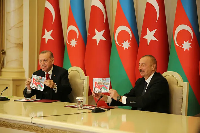 Ermenistan Başbakanı Nikol Paşinyan imzaladı! Türkiye-Nahçivan-Azerbaycan Zengezur koridoru açılıyor