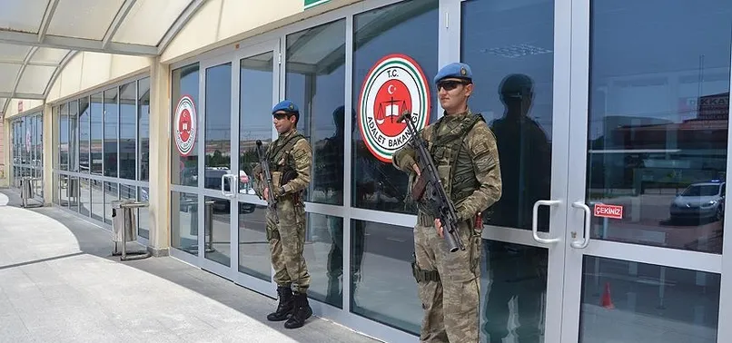 Taksim'e çıkan askerler hakim karşısında