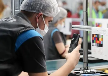 Yerli cep telefonu adımları meyvelerini verdi! Pazarın yarısını kaptı