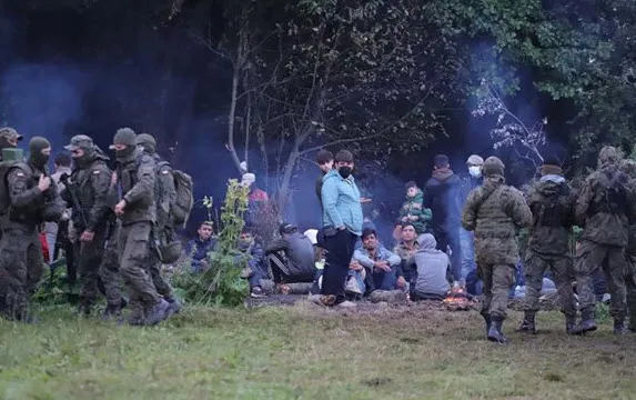 Belarus'un göçmen oyunu Avrupa'yı karıştırdı! İşte göçmenlerin ortaya çıkan görüntüleri - 1