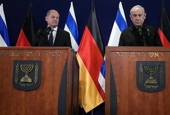 alman-hava-kuvvetleri-komutani-ingo-gerhartz-katil-israil-askerleri-icin-kan-verdi-1699350885382.jpg Alman Hava Kuvvetleri Komutanı Ingo Gerhartz katil İsrail askerleri için kan verdi - 2