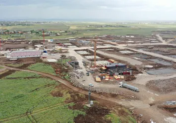 Diyarbakır'da hummalı çalışma! Deprem konutlarının inşası sürüyor