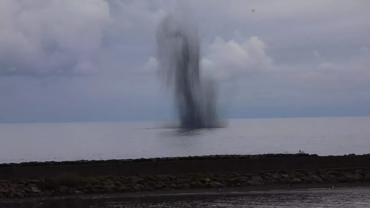 Artvin'in Hopa-Arhavi ilçeleri açıklarında bulunan cisim bulunduğu yerde imha edilecek