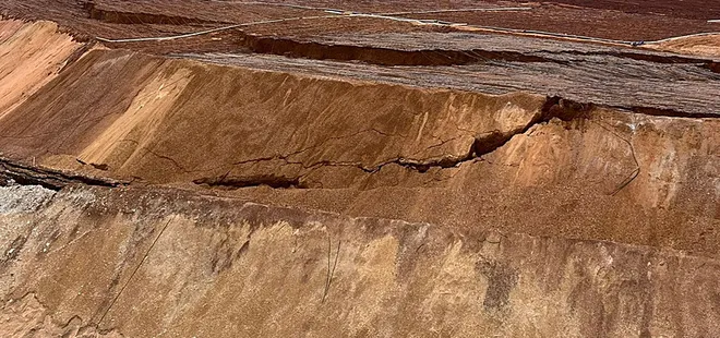 Erzincan’daki toprak kayması faciasında yeni detay! Saatler öncesinden madendeki çatlak fotoğraflarını çekmişler! Rapora delil olarak girdi...