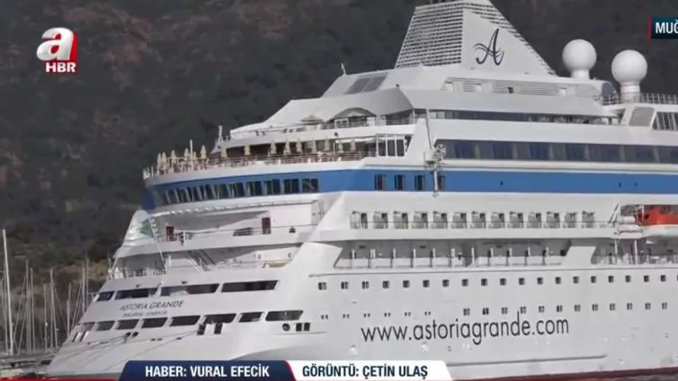 Kruvaziyer Marmaris’e bin yolcu getirdi!