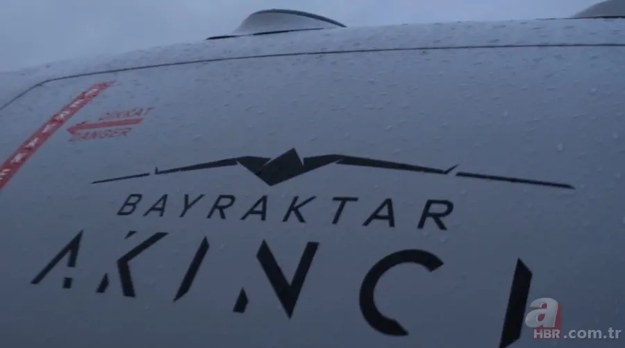 Bayraktar Akıncı 'TOLUN Minyatür Bomba' ile vurdu: 26 bin feet'ten 30 km'deki hedefe tam isabet 3