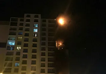 Ankara'da 16 katlı binada yangın çıktı
