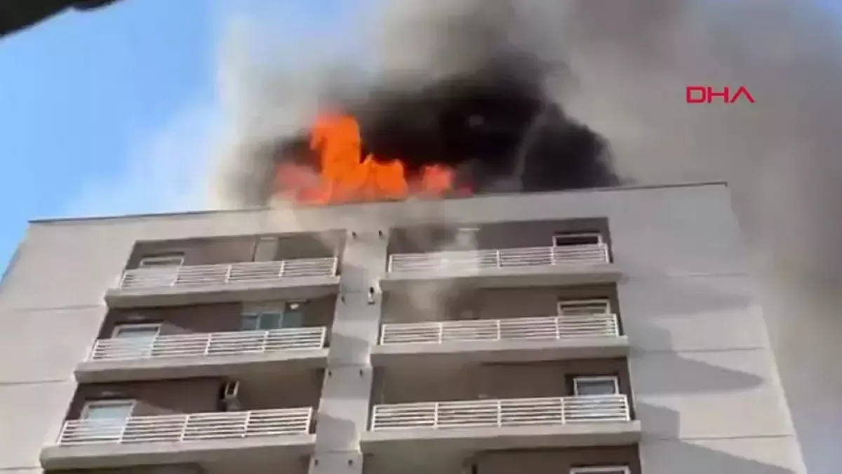 Bağcılar'da 7 katlı binada çıkan yangın söndürüldü!