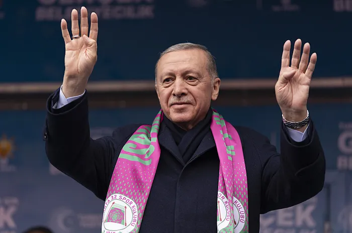 Başkan Erdoğan’dan Isparta ve Burdur’da önemli açıklamalar: Enflasyon düştükçe emekliye ve işçiye yansıtacağız