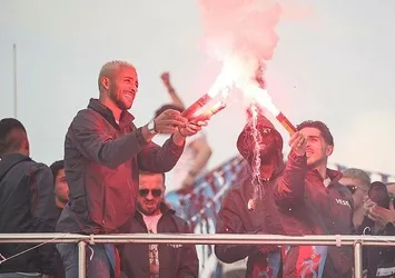 Trabzonspor Vitor Hugo ayrılığını KAP'a bildirdi!
