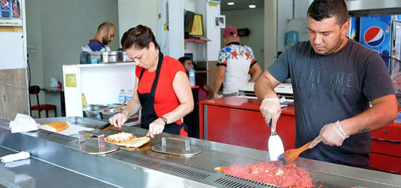 Tabladaki 'ütü tostu', restoran zinciri oldu