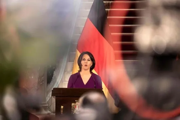 Rusya-Ukrayna krizinde yeni gelişme: İşgal için tarih verildi! Dışişleri’nden ’Ukrayna’ çağrısı: Mecbur kalmadıkça seyahat etmeyin