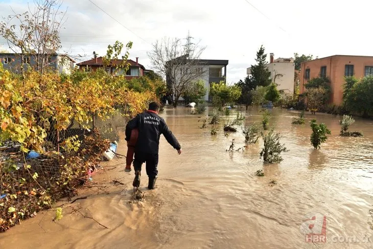 CHP’li Kemer belediyesi sular altında