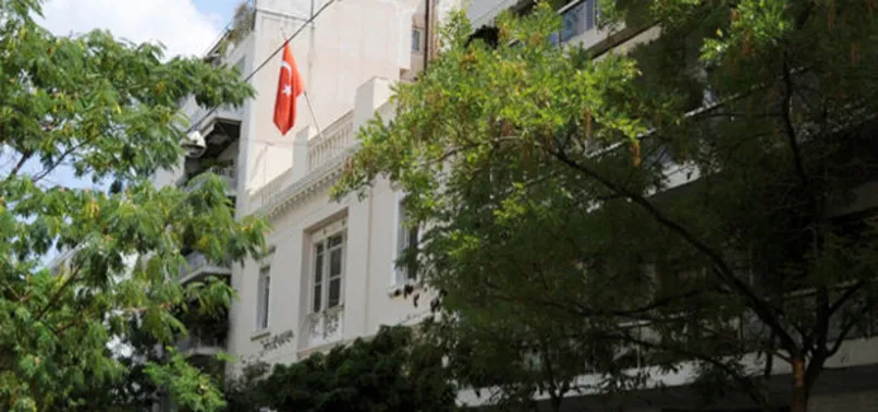 Yunanistan'dan İtalya'ya kaçan askeri ataşeler için iade talebi