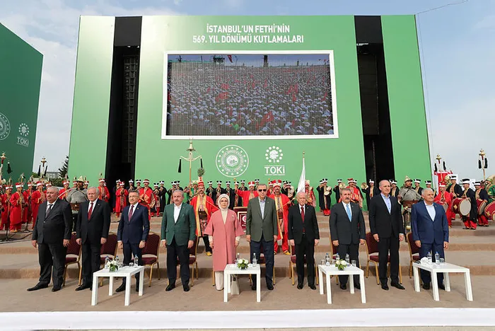 MHP lideri Devlet Bahçeli ve Bakan Murat Kurum’dan önemli açıklamalar | Türkiye’nin geleceğini zillet değil cumhur tayin edecektir