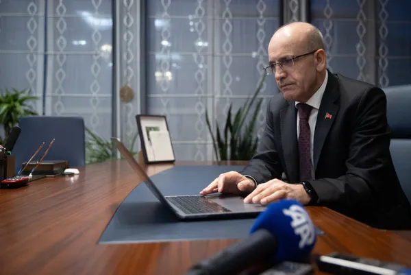 Hazine ve Maliye Bakanı Mehmet Şimşek'ten enflasyon ve büyüme açıklaması! - 4