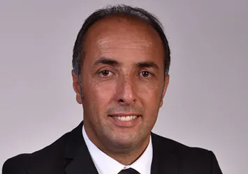 Fransa'da Türk siyasetçi Metin Yavuz belediye başkanı seçildi