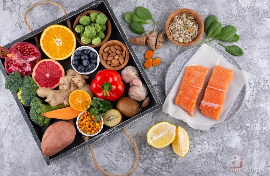 B12 hangi besinlerde var? Eksikliği hangi sorunlara yol açıyor, kimler risk altında? 6