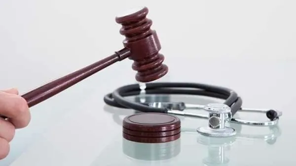 doktorlara-sakin-bunu-yapmayin-karar-cikti-hapis-cezasi-var-1651652284908.jpg Doktorlara sakın bunu yapmayın! Karar çıktı: Hapis cezası var - 1