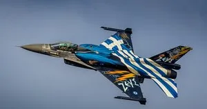 Yunanistan’a ait F-16 çakıldı!