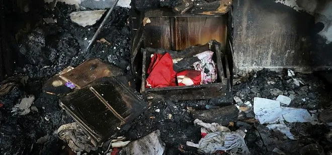 Hatay’daki büyük yangın küle dönen evde çekmecedeki Türk bayrakları yanmadı
