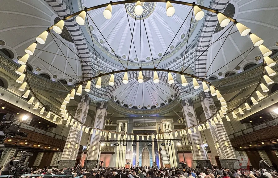 Kutlu gece Miraç Kandili yurt genelinde idrak edildi 25