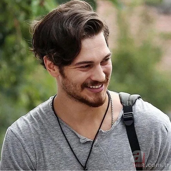 Çağatay Ulusoy ve Ece Sükan aşkı tam gaz! Gece boyunca ayrılmadılar 7