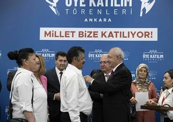 Yine CHP yine tiyatro! Kürsüye çıkardıkları 'yeni üye'nin sicili kabarık çıktı