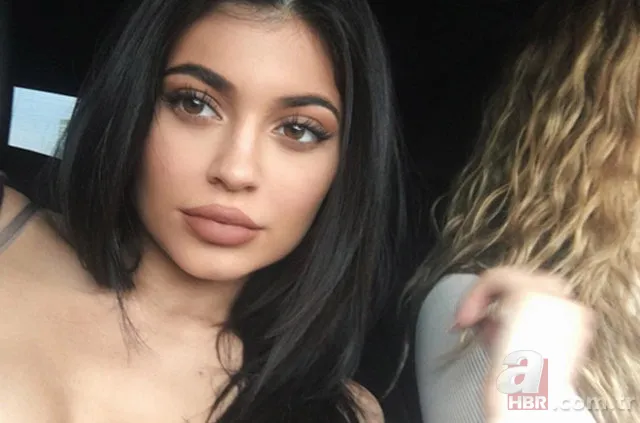 Ünlülerin otomobilleri 22