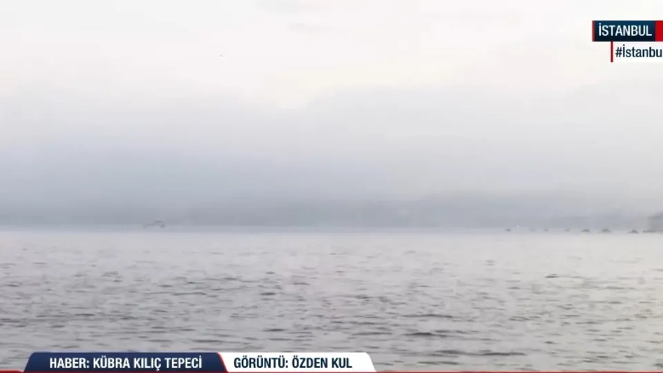 Boğaz’da gemi trafiğine sis engeli